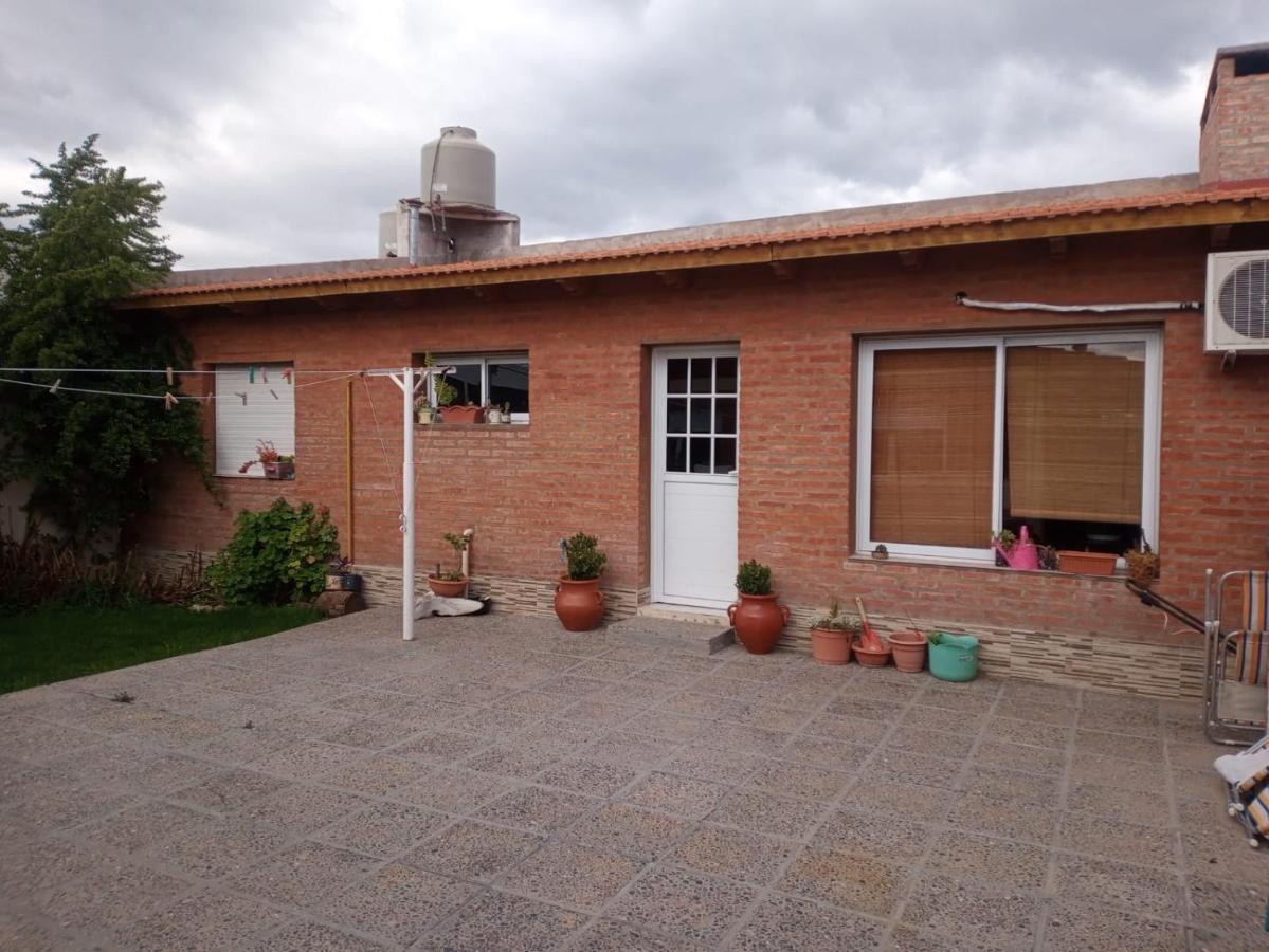 Departamento Trelew Apartment ภายนอก รูปภาพ